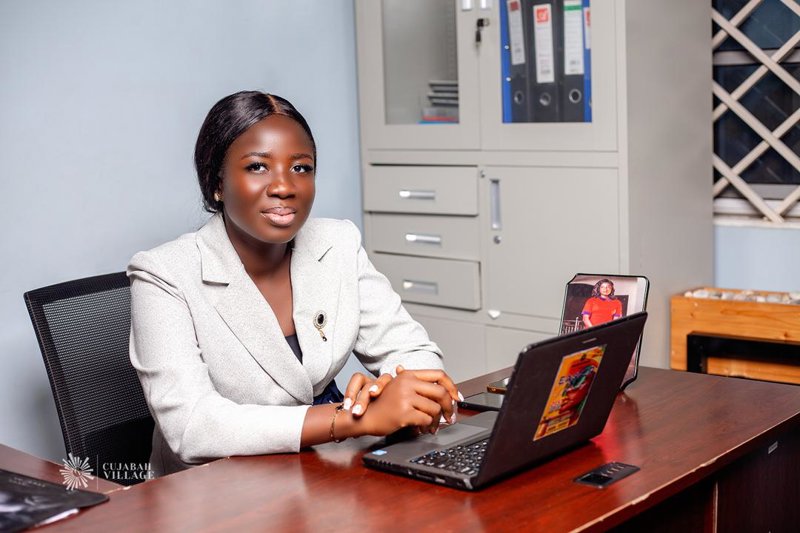 Setina Awukubea